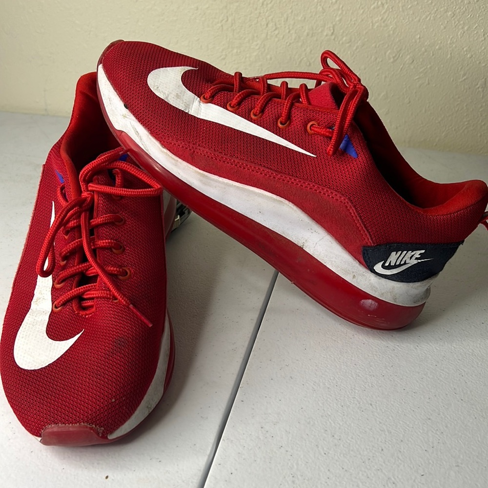 Mens Used red nike shoes
